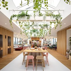Zoku 4* Vienne